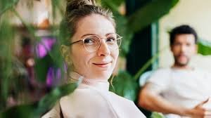 Doorstep Perimenopause Pros: Gentle Transition Support